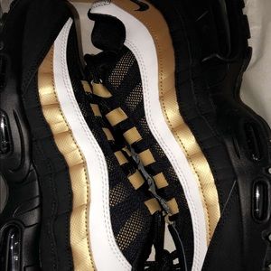 Nike Air Max 95 OG Black/Metallic Gold